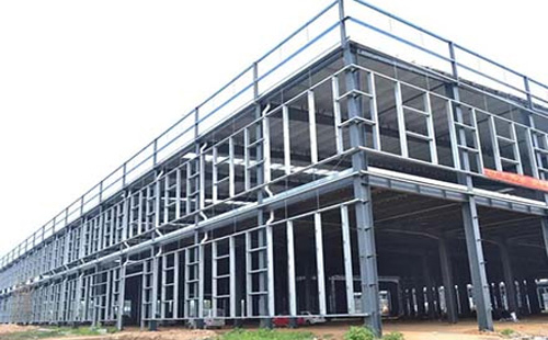 合作合作合作钢结构厂房设计中的荷载与结构选型要点